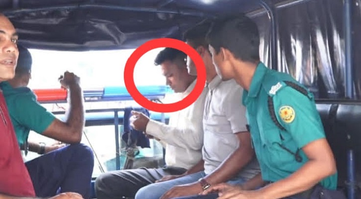 সাবেক এমপি ইলিয়াস মোল্লার সহযোগী দেলোয়ার গ্রেপ্তার